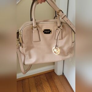 Michael Kors Light Pink Leather Women's Bag